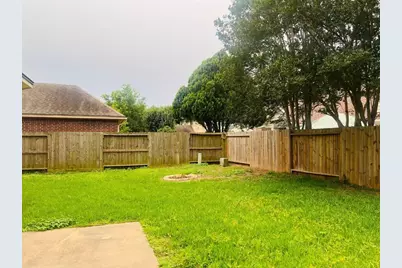 110 Chandler Court, Sugar Land, TX 77479 - Photo 20
