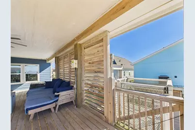 842 Main Street, Crystal Beach, TX 77650 - Photo 22