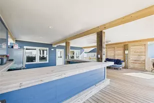 842 Main St, Crystal Beach, TX 77650 - Photo 20