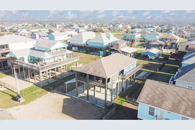 842 Main Street, Crystal Beach, TX 77650 - Photo 44