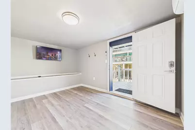 842 Main Street, Crystal Beach, TX 77650 - Photo 14