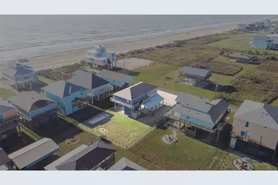 842 Main Street, Crystal Beach, TX 77650 - Photo 40