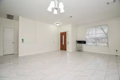 9641 Weldridge Drive, Sugar Land, TX 77498 - Photo 6