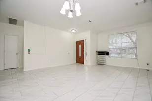 9641 Weldridge Dr, Sugar Land, TX 77498 - Photo 6