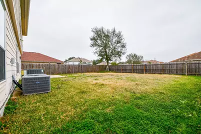 9641 Weldridge Drive, Sugar Land, TX 77498 - Photo 32