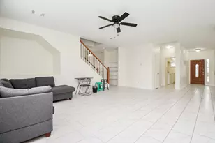 9641 Weldridge Dr, Sugar Land, TX 77498 - Photo 10