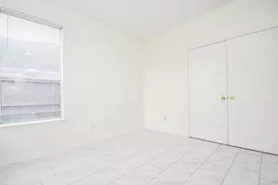 9641 Weldridge Dr, Sugar Land, TX 77498 - Photo 16