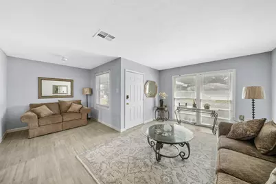 206 Tilden Drive, Pasadena, TX 77506 - Photo 2
