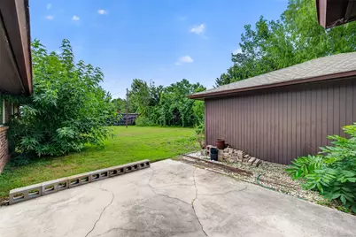13629 Lynnwood Lane, Sugar Land, TX 77498 - Photo 34