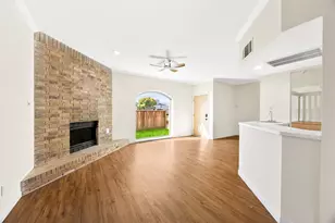 10715 Sandpiper Dr, Houston, TX 77096 - Photo 4