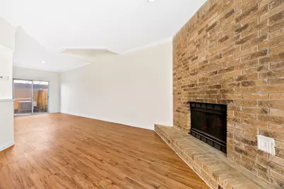 10715 Sandpiper Drive, Houston, TX 77096 - Photo 8