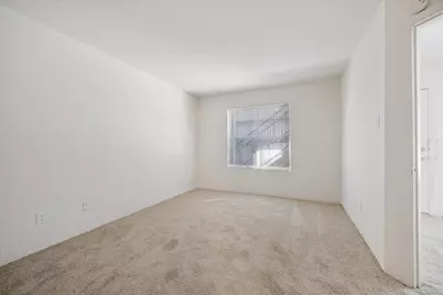 1660 W T C Jester Boulevard #205, Houston, TX 77008 - Photo 8
