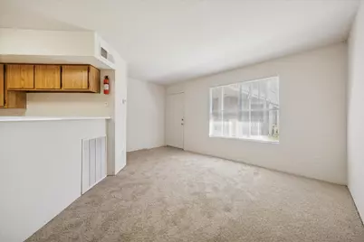 1660 W T C Jester Boulevard #205, Houston, TX 77008 - Photo 2