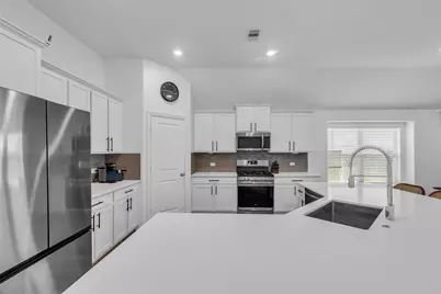 15315 Lake Front Drive, Baytown, TX 77523 - Photo 8