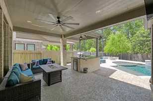 275 Bronze View Dr, Montgomery, TX 77316 - Photo 38