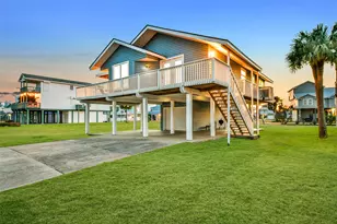 4123 Pelican Ln, Galveston, TX 77554 - Photo 2