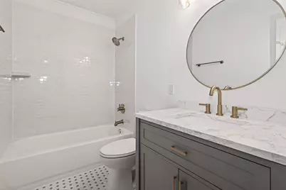 1719 W Sealy Street, Alvin, TX 77511 - Photo 22