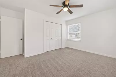 1719 W Sealy Street, Alvin, TX 77511 - Photo 26