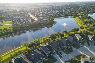 18751 Fairmont Springs Ct, Cypress, TX 77429 - Photo 6