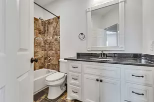 3911 Kennon St, Houston, TX 77009 - Photo 12