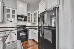 3911 Kennon St, Houston, TX 77009 - Photo 6