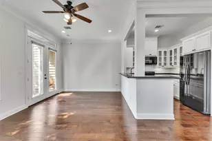 3911 Kennon St, Houston, TX 77009 - Photo 6