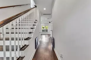 3911 Kennon St, Houston, TX 77009 - Photo 2