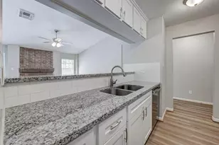34 N Circlewood Glen, The Woodlands, TX 77381 - Photo 10