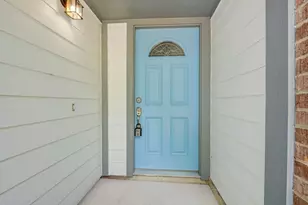 34 N Circlewood Glen, The Woodlands, TX 77381 - Photo 4