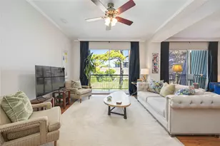 4515 Briar Hollow Pl, Houston, TX 77027 - Photo 4