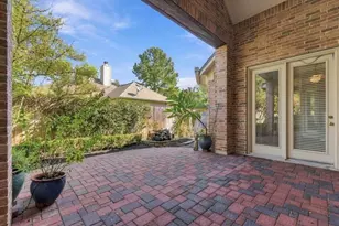 1227 Maiden Way Dr, Spring, TX 77379 - Photo 2
