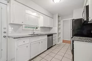 1502 15th Ave N, Texas City, TX 77590 - Photo 6