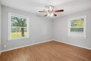 1502 15th Ave N, Texas City, TX 77590 - Photo 16