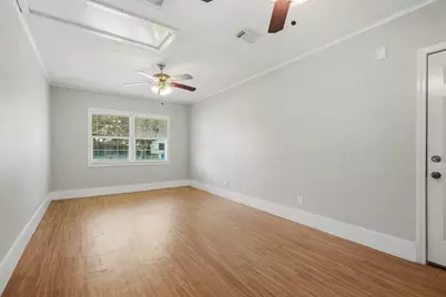 1502 15th Avenue N, Texas City, TX 77590 - Photo 8