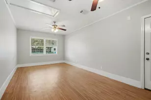 1502 15th Ave N, Texas City, TX 77590 - Photo 8