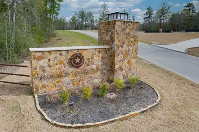 10521 Chapter Drive, Willis, TX 77378 - Photo 4