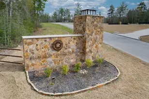 10521 Chapter Dr, Willis, TX 77378 - Photo 4