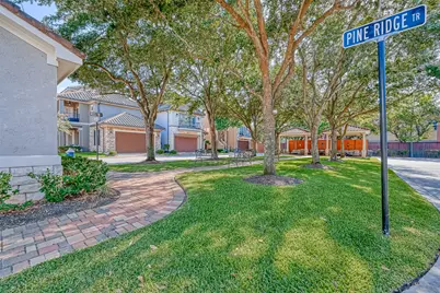 7619 Pine Ridge Terrace Road, Houston, TX 77081 - Photo 28