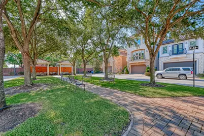 7619 Pine Ridge Terrace Road, Houston, TX 77081 - Photo 30