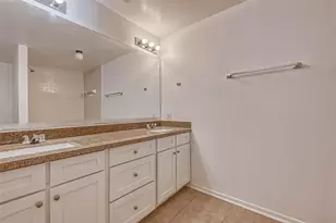 8299 Cambridge St, Houston, TX 77054 - Photo 24