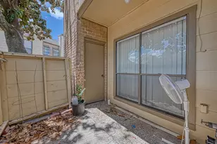 8299 Cambridge St, Houston, TX 77054 - Photo 26