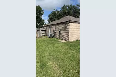 15115 Corona Del Mar Drive, Houston, TX 77083 - Photo 14