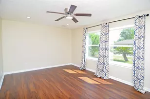 1131 Globe St, Houston, TX 77034 - Photo 8