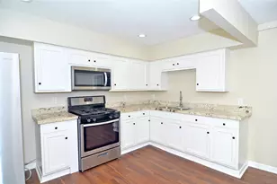 1131 Globe St, Houston, TX 77034 - Photo 6