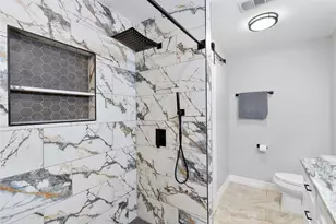 126 Magnolia Point Dr, Houston, TX 77336 - Photo 20