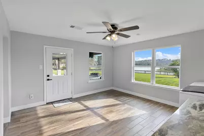 126 Magnolia Point Drive, Houston, TX 77336 - Photo 24