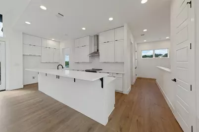 20601 Henry Avenue, Lago Vista, TX 78645 - Photo 10