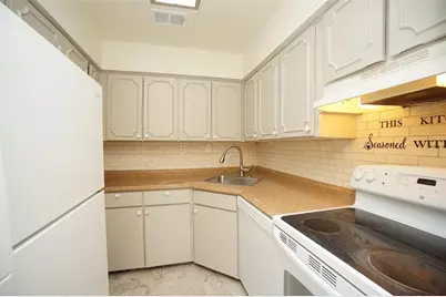 2595 Marilee Lane #4, Houston, TX 77057 - Photo 8