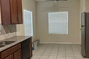 8907 Kleewood Dr, Houston, TX 77064 - Photo 14