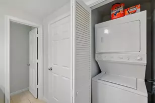 2255 Braeswood Park Dr, Houston, TX 77030 - Photo 12